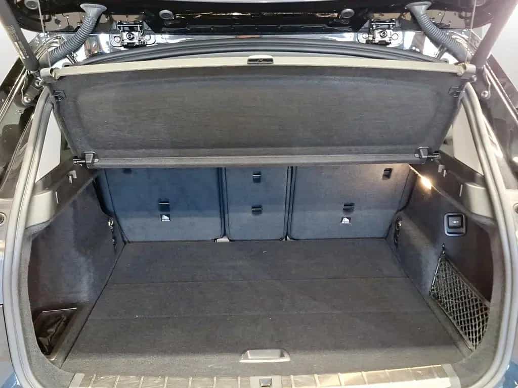 BMW X1 xDrive20d Sport Line Navi AHK Kamera HiFi 03/2021-photo-10