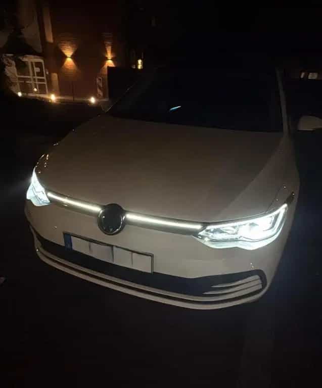 Volkswagen Golf 1.5 eTSI *LED*Standheizung*Panoramadach* 08/2020-photo-10