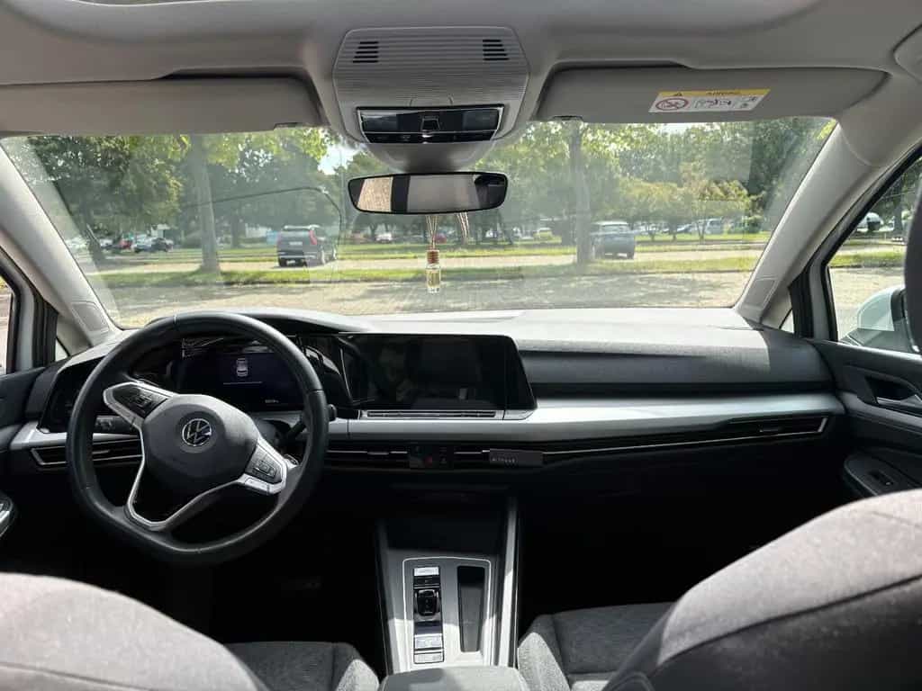 Volkswagen Golf 1.5 eTSI *LED*Standheizung*Panoramadach* 08/2020-photo-7