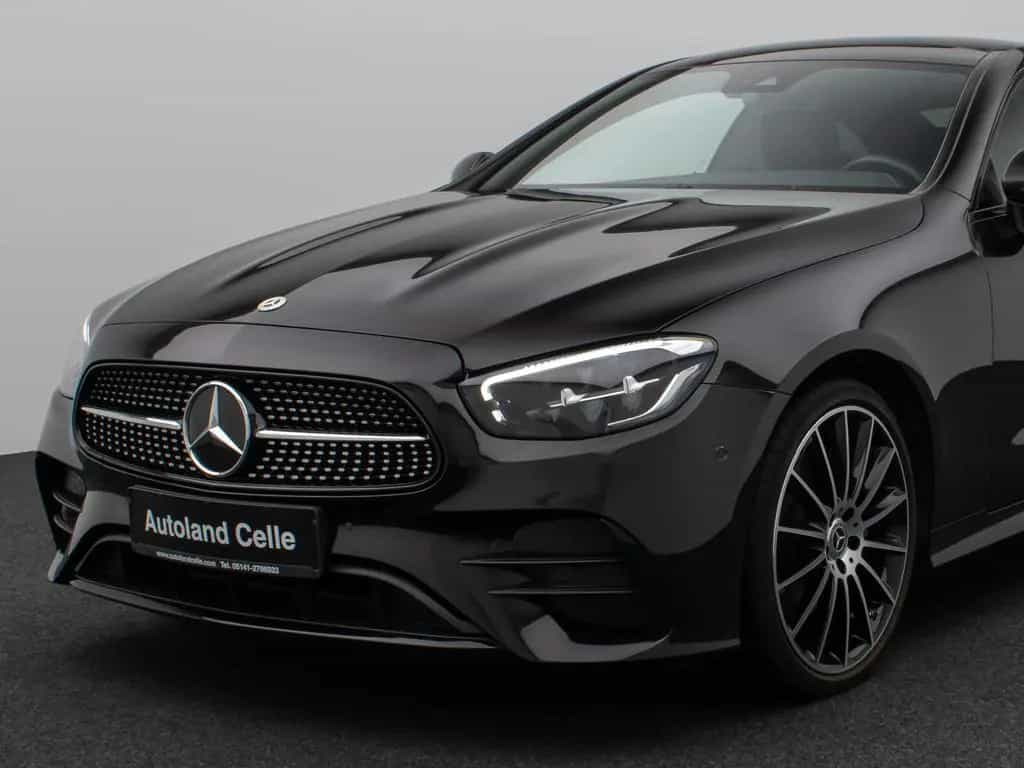 Mercedes-Benz 300 E300d Coupe 4Matic AMG Panorama Kamera LED 05/2022-photo-16