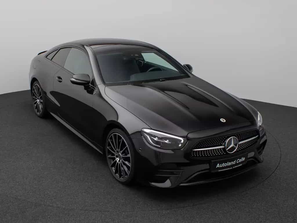 Mercedes-Benz 300 E300d Coupe 4Matic AMG Panorama Kamera LED 05/2022-photo-2