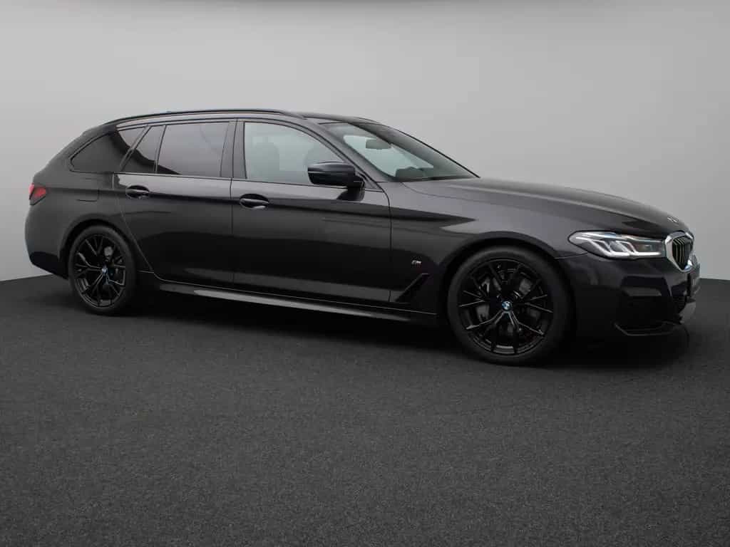 BMW 5 Series 540d xD M Sport Kamera Laser HUD DAB H/K Komfort 11/2022-photo-3
