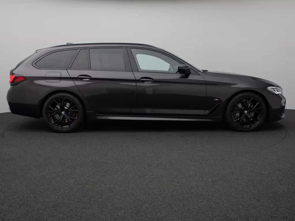 BMW 5 Series 540d xD M Sport Kamera Laser HUD DAB H/K Komfort 11/2022-photo-4