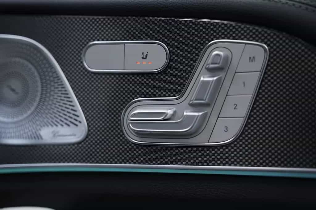 Mercedes-Benz GLE 400 d 4M AMG Line *22 *AHK*Pano*LUFT*360° 08/2019-photo-17