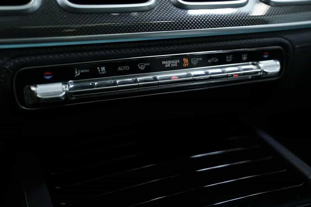 Mercedes-Benz GLE 400 d 4M AMG Line *22 *AHK*Pano*LUFT*360° 08/2019-photo-32