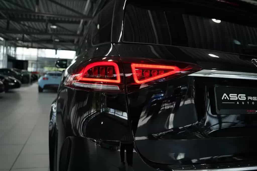 Mercedes-Benz GLE 400 d 4M AMG Line *22 *AHK*Pano*LUFT*360° 08/2019-photo-9