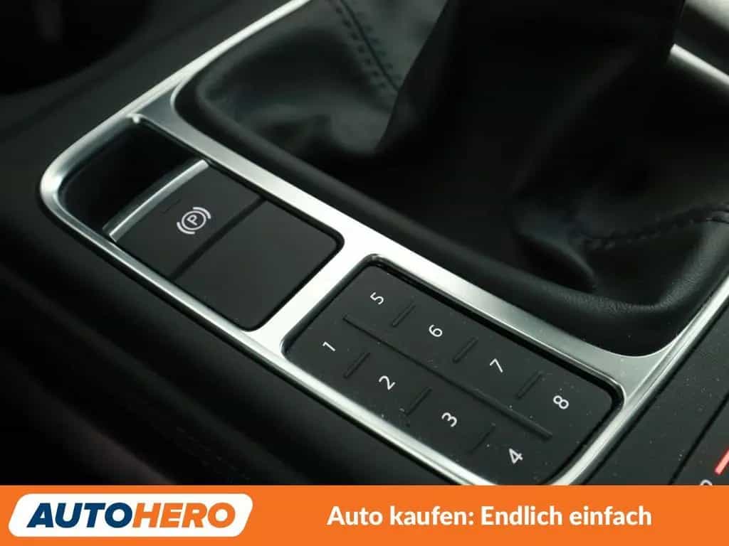 Audi A4 1.4 TFSI ACT Design*NAVI*PDC*TEMPO*SHZ* 04/2018-photo-29