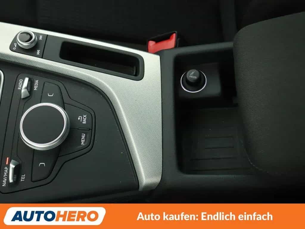 Audi A4 1.4 TFSI ACT Design*NAVI*PDC*TEMPO*SHZ* 04/2018-photo-31