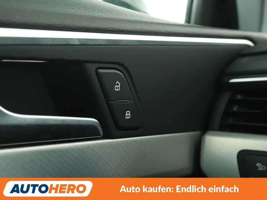 Audi A4 1.4 TFSI ACT Design*NAVI*PDC*TEMPO*SHZ* 04/2018-photo-35