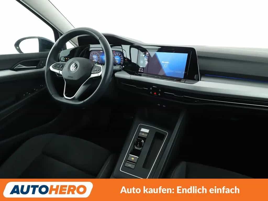 Volkswagen Golf VIII 1.5 eTSI ACT Life Aut.*NAVI*CAM*ACC* 10/2020-photo-12