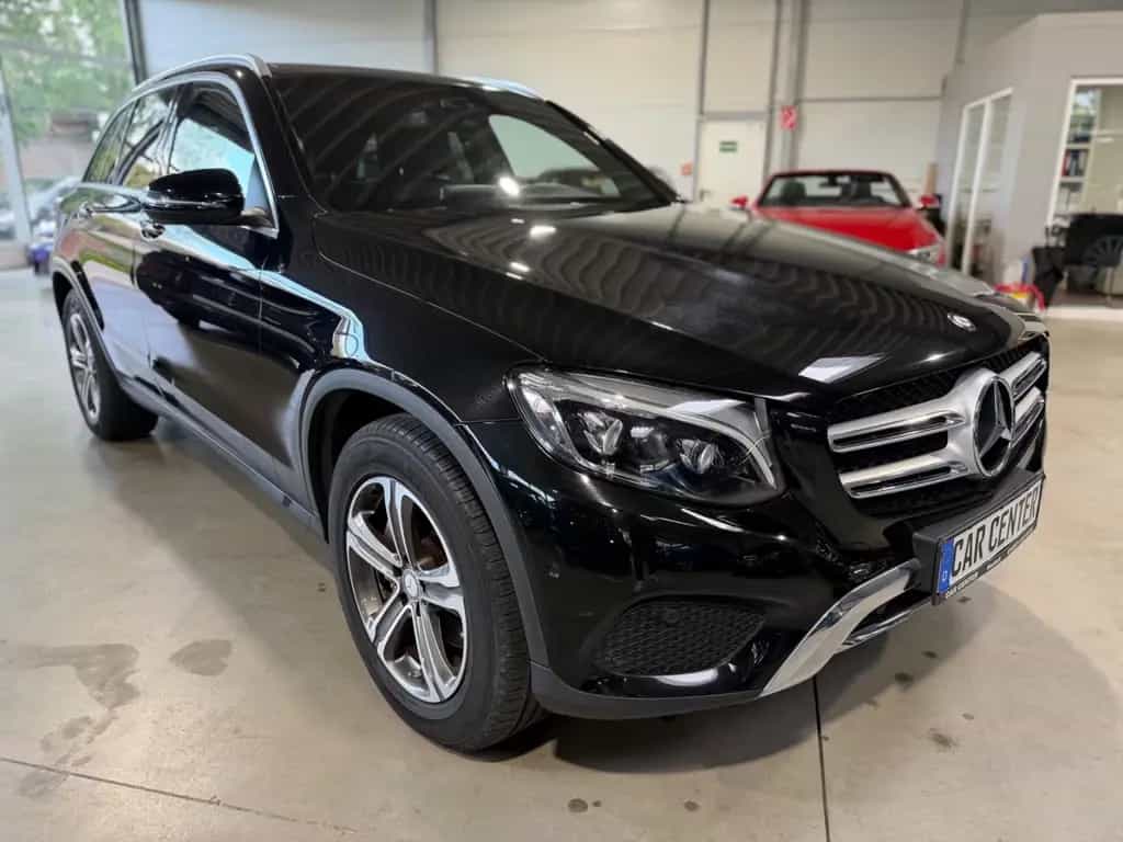 Mercedes-Benz GLC 250 4Matic Navi|LED|StHZ|Teilleder|PDC|Pano 01/2016-photo-0