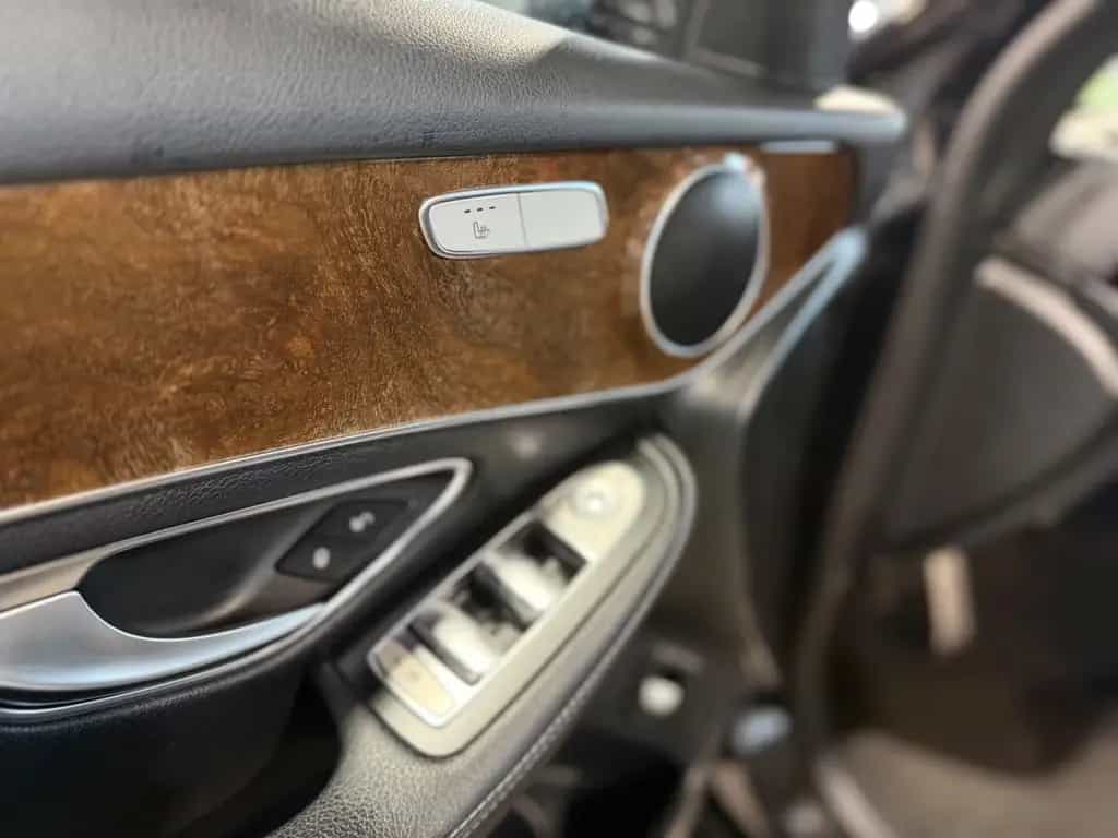 Mercedes-Benz GLC 250 4Matic Navi|LED|StHZ|Teilleder|PDC|Pano 01/2016-photo-12