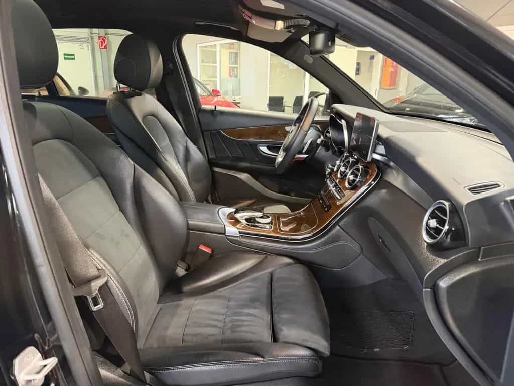 Mercedes-Benz GLC 250 4Matic Navi|LED|StHZ|Teilleder|PDC|Pano 01/2016-photo-16