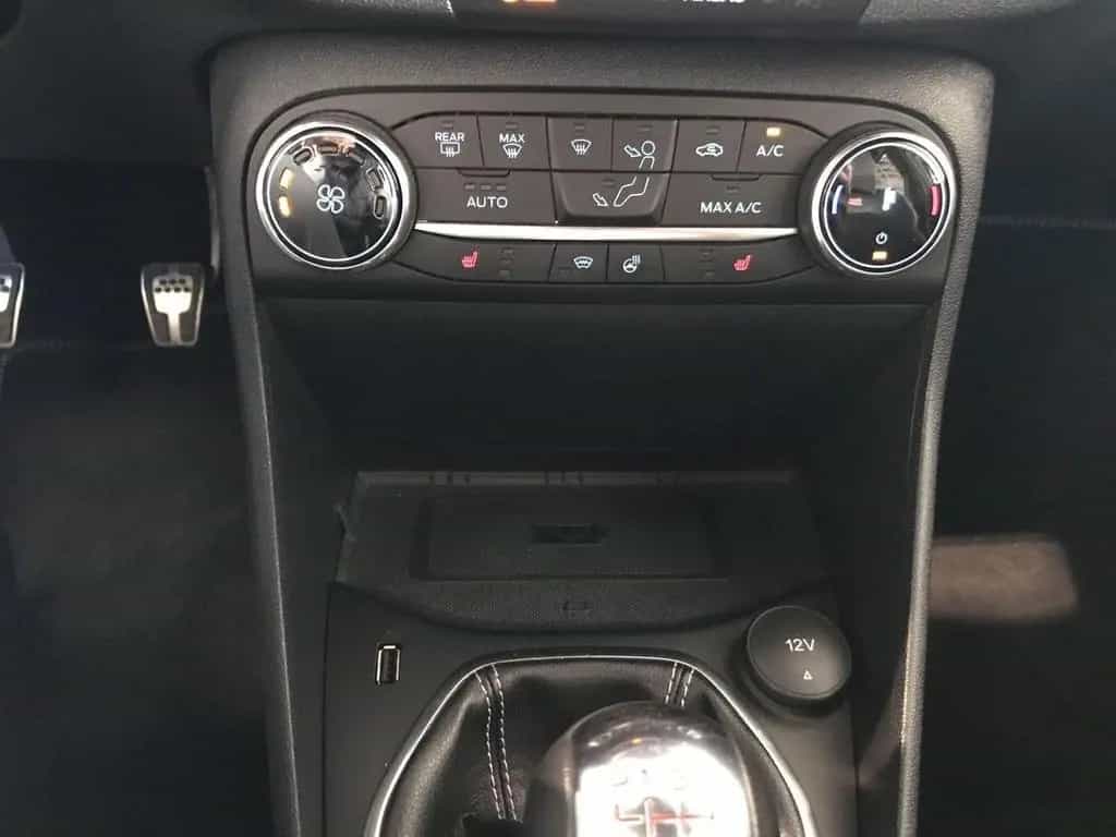 Ford Fiesta ST 1.5 EcoBoost Kamera/B&O/ Navi/ Keyfree 01/2021-photo-19