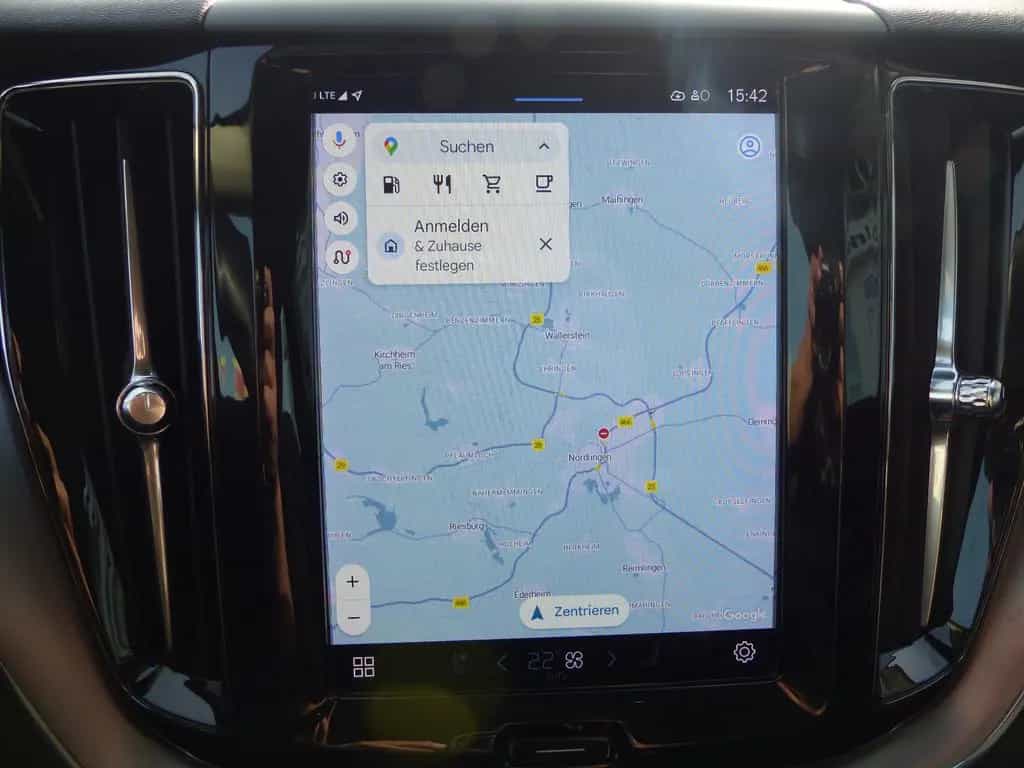Volvo XC 60 Momentum Pro 2WD*Kamera*PDC*Navi*LED 04/2022-photo-23
