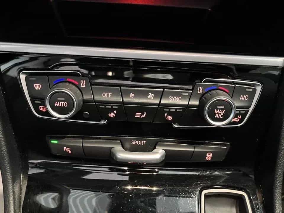 BMW 218 i Gran Tourer Advantage - Navi/ Panoramad./ P 10/2021-photo-11