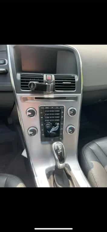 Volvo XC60 D3 Momentum Geartronic Momentum 12/2016-photo-13