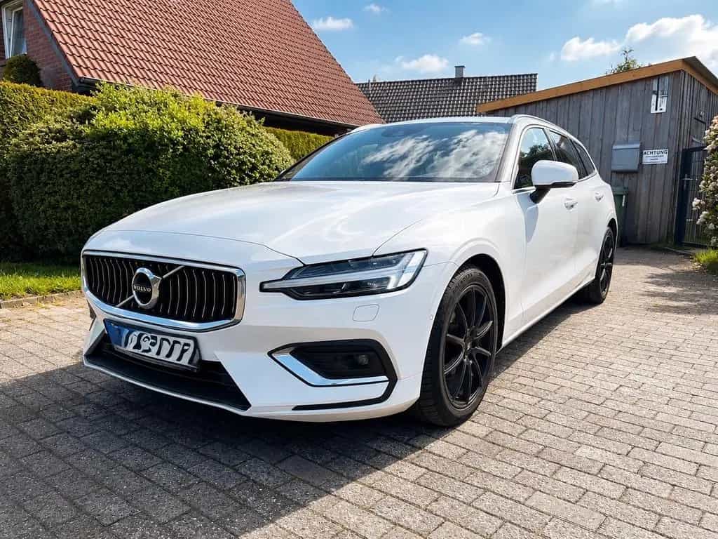 Volvo V60 D3 Geartronic Inscription Inscription AHK 07/2018-photo-1
