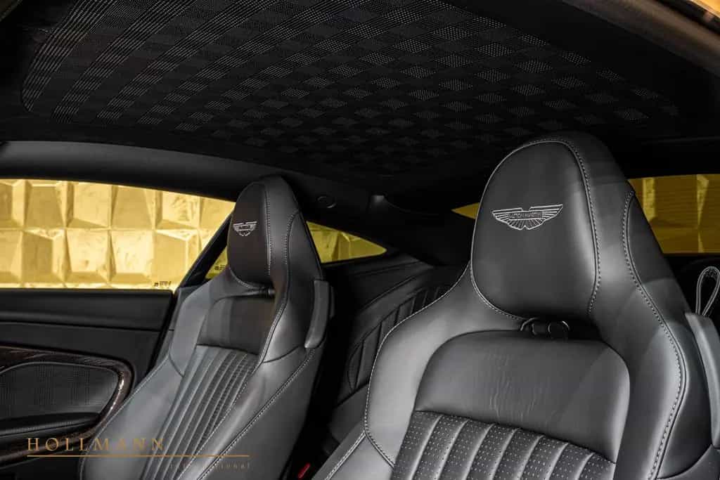 Aston Martin DB12 GOLDFINGER 007 SPECIAL EDITION null-photo-15