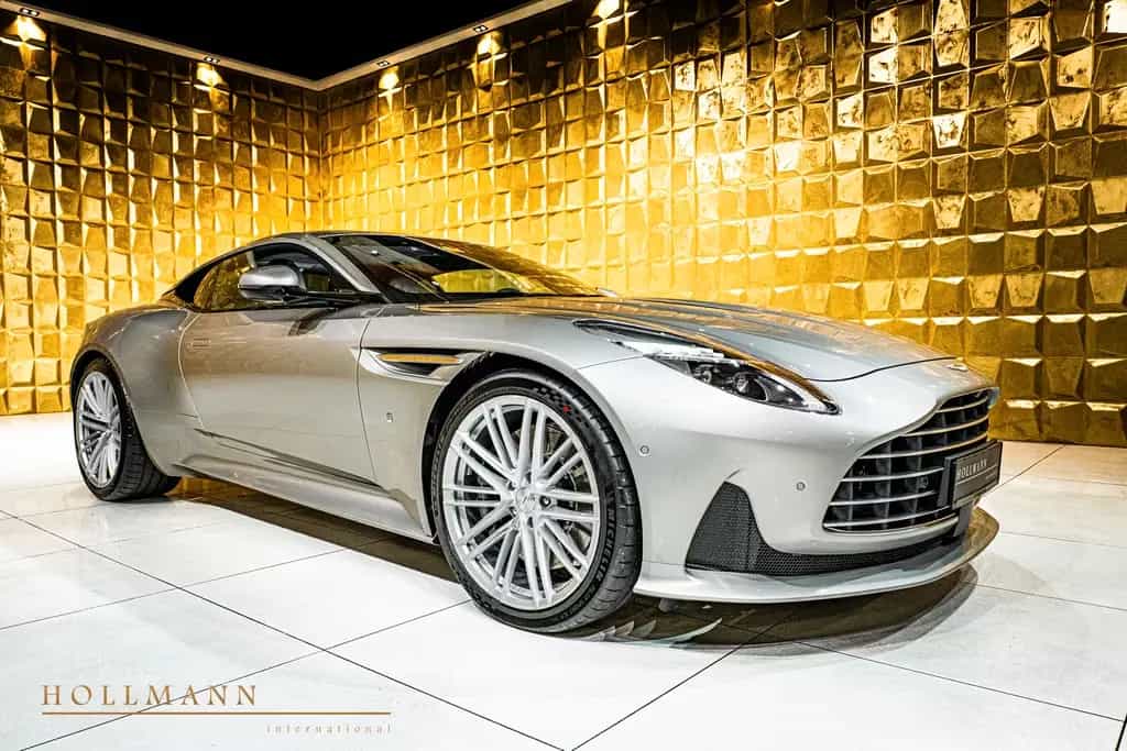 Aston Martin DB12 GOLDFINGER 007 SPECIAL EDITION null-photo-28