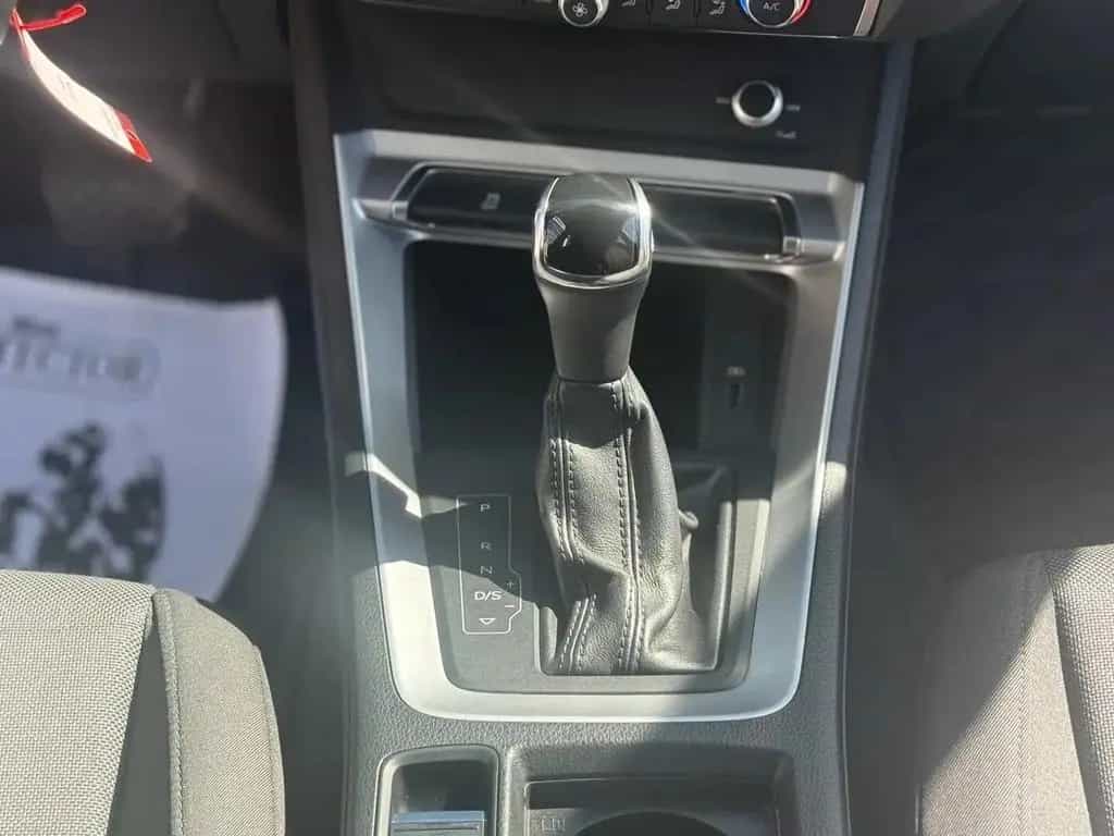 Audi Q3 35 TDI quattro S line edition 04/2019-photo-13