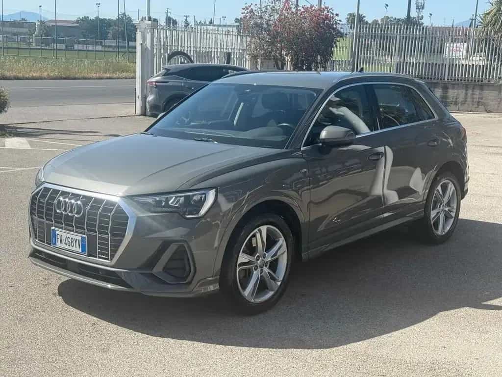 Audi Q3 35 TDI quattro S line edition 04/2019-photo-2