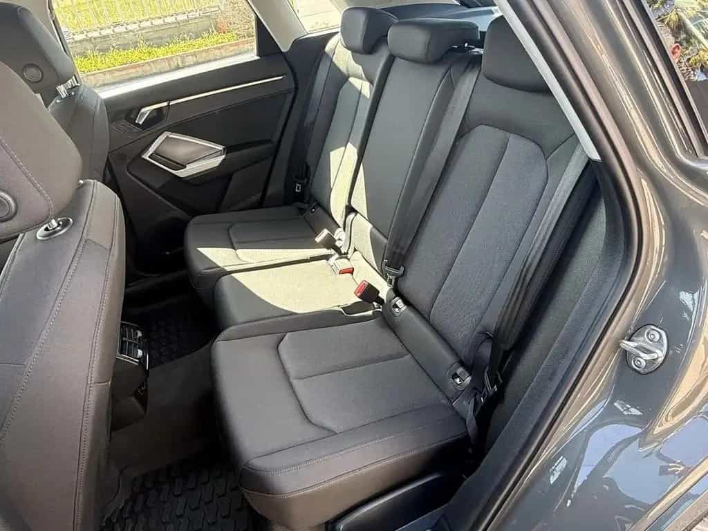 Audi Q3 35 TDI quattro S line edition 04/2019-photo-8