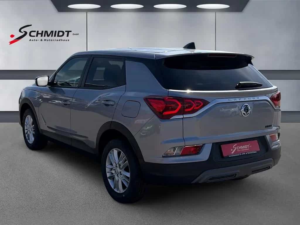 Ssangyong Korando NOMAD 2WD AT NAVI SHZ LENKRADHEIZUNG PDC null-photo-4