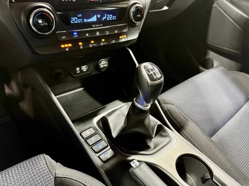 Hyundai TUCSON 1.6 Advantage Blue 2WD/2.Hand/TüvNEU 03/2017-photo-13