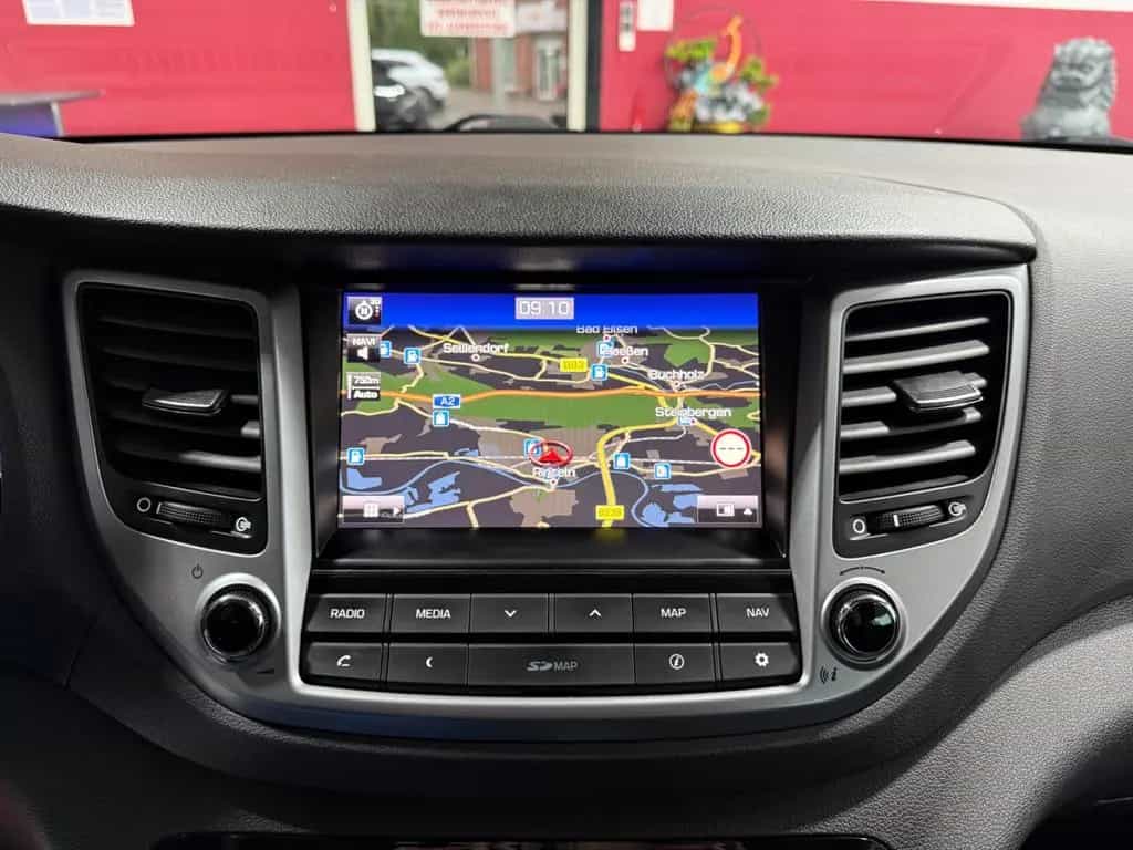 Hyundai TUCSON 1.6 Advantage Blue 2WD/2.Hand/TüvNEU 03/2017-photo-15