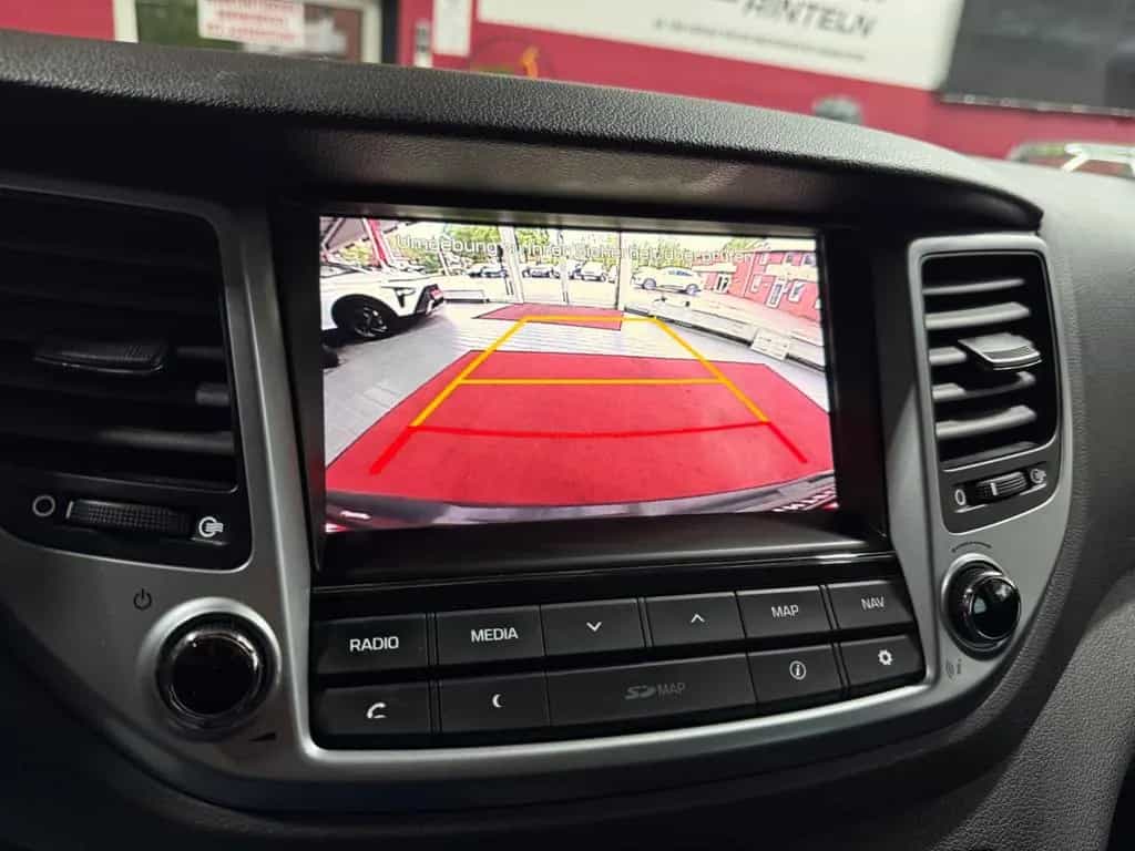 Hyundai TUCSON 1.6 Advantage Blue 2WD/2.Hand/TüvNEU 03/2017-photo-16