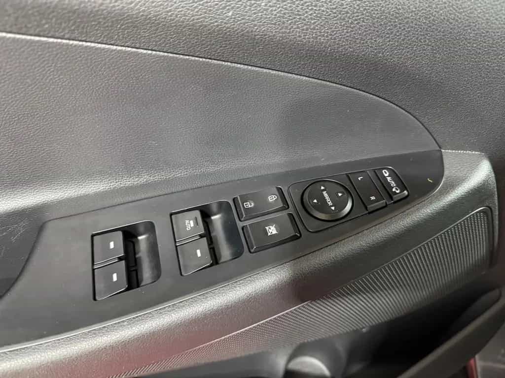 Hyundai TUCSON 1.6 Advantage Blue 2WD/2.Hand/TüvNEU 03/2017-photo-22