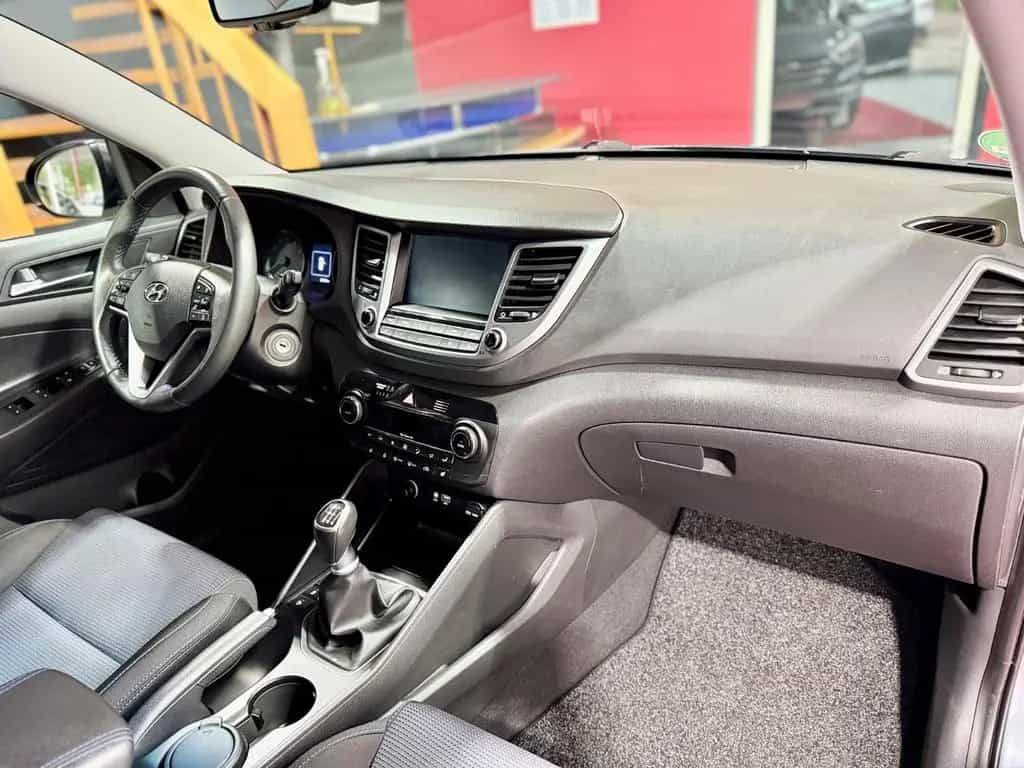 Hyundai TUCSON 1.6 Advantage Blue 2WD/2.Hand/TüvNEU 03/2017-photo-9