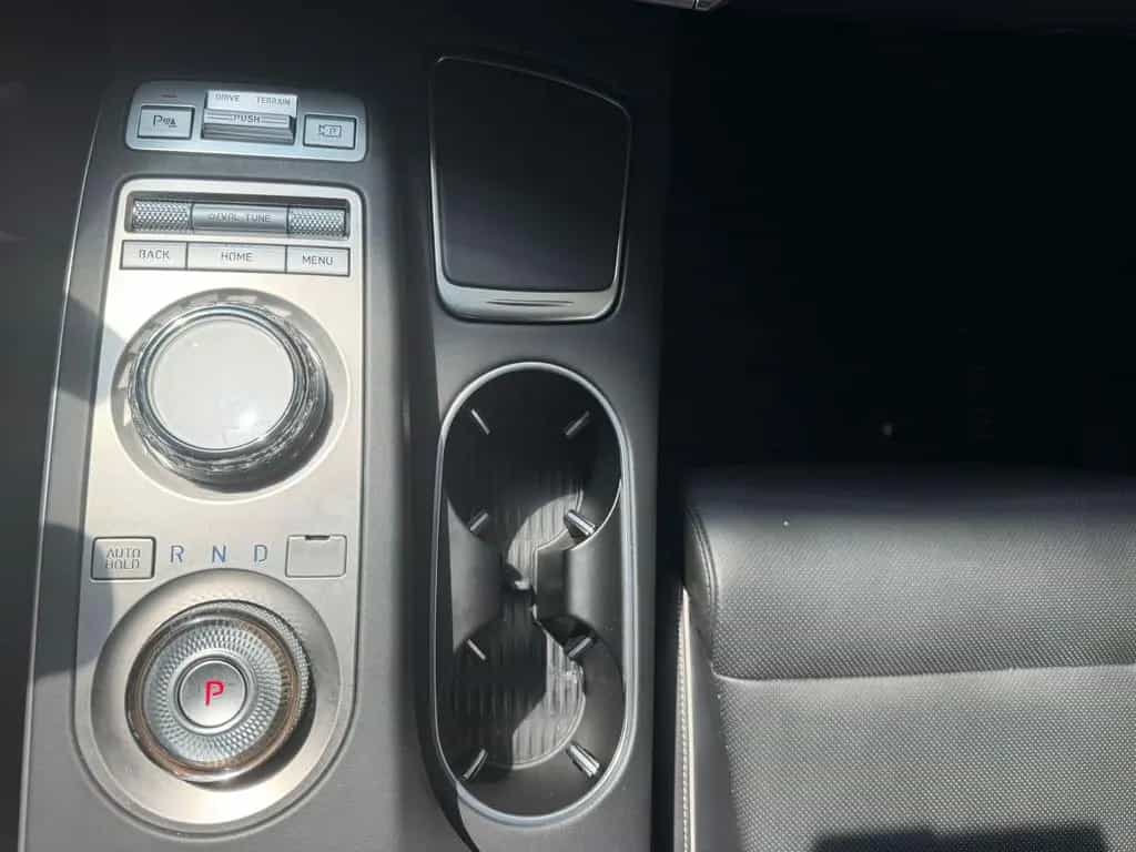 Genesis GV70 2.2 D 8AT AWD Luxury Pano Tech Lexicon Comf 11/2024-photo-10