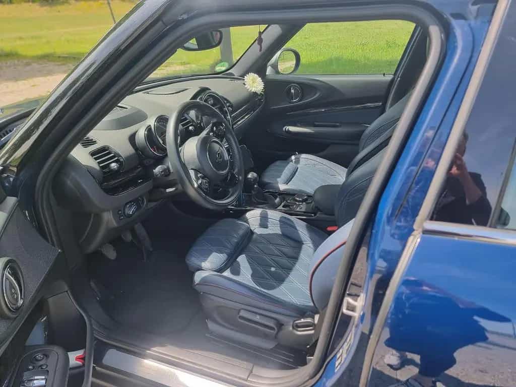 MINI Cooper D Clubman 10/2018-photo-4