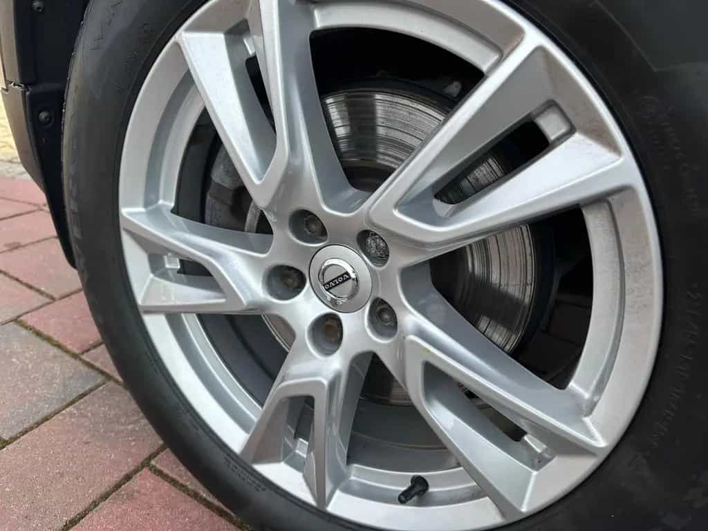 Volvo XC 40 Momentum AWD*PANORAMA*AHK*R-CAM*LED* 03/2019-photo-13