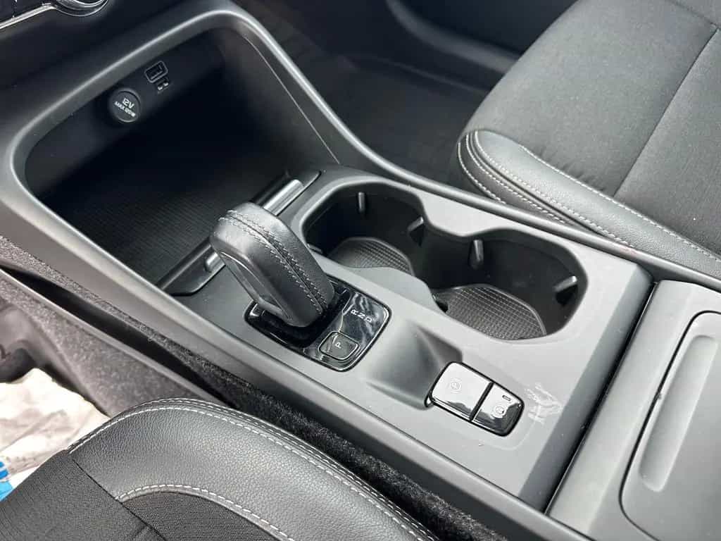 Volvo XC 40 Momentum AWD*PANORAMA*AHK*R-CAM*LED* 03/2019-photo-23