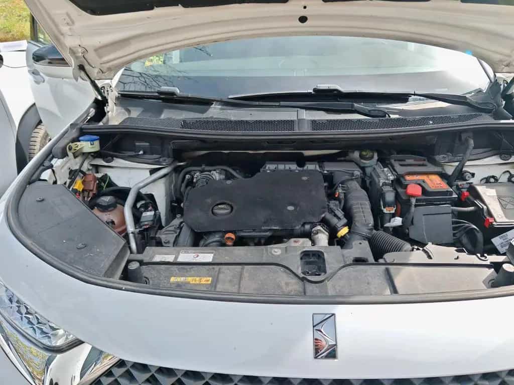 DS Automobiles DS7 (Crossback) Neuer Motor 26000 km 10/2018-photo-9
