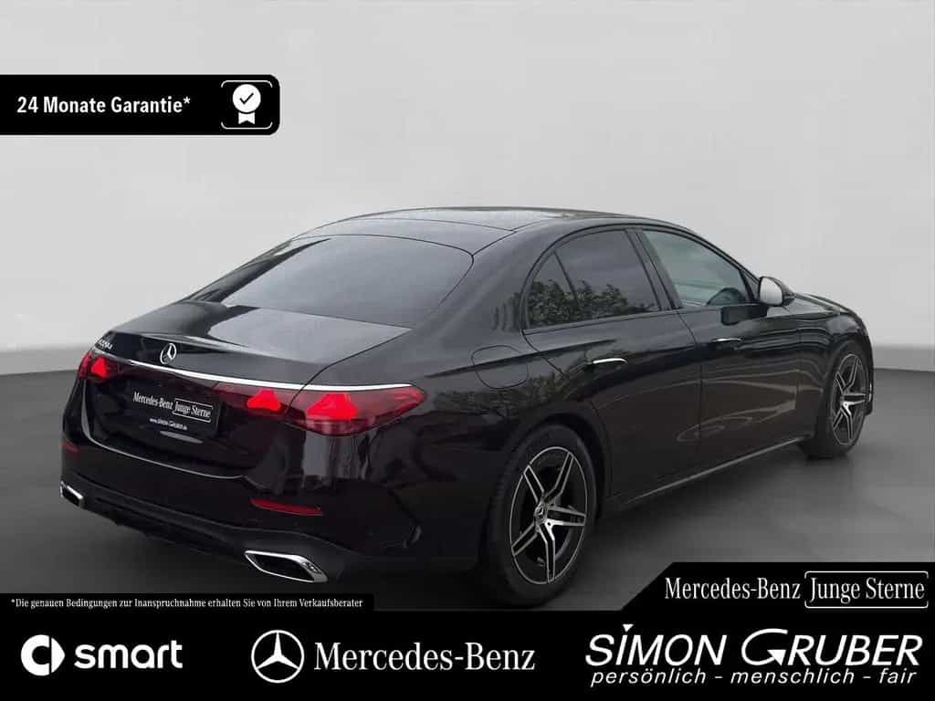 Mercedes-Benz E 220 d AMG Int/Ext Night Pano Kamera Ambi+ 06/2025-photo-1