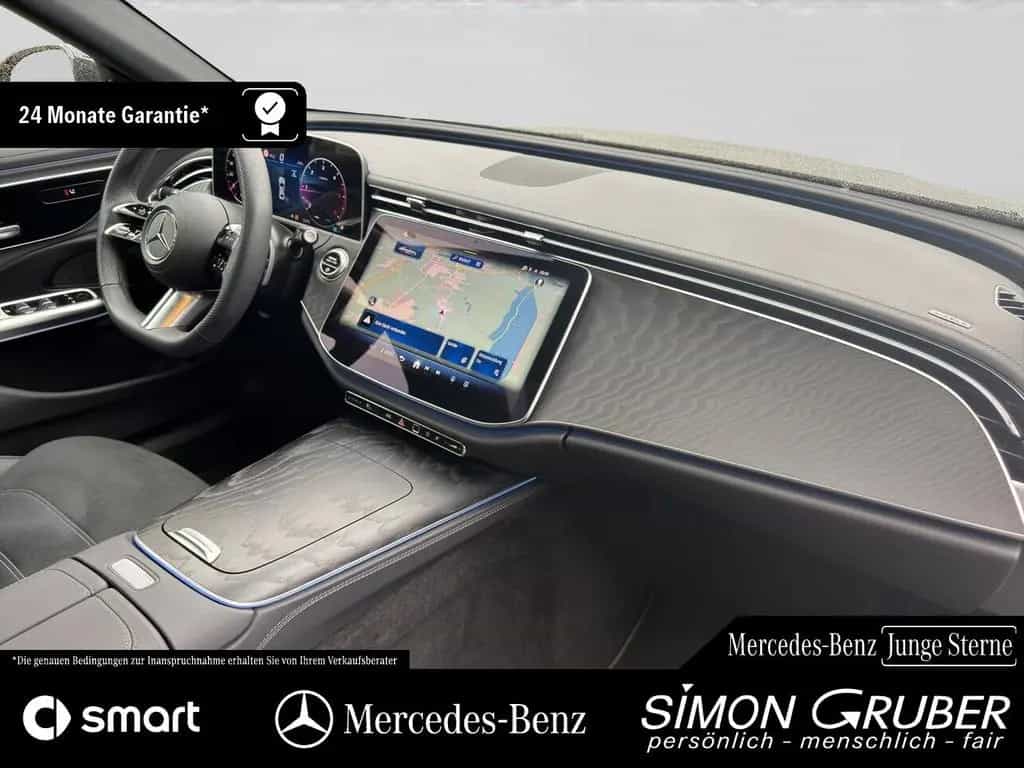 Mercedes-Benz E 220 d AMG Int/Ext Night Pano Kamera Ambi+ 06/2025-photo-19