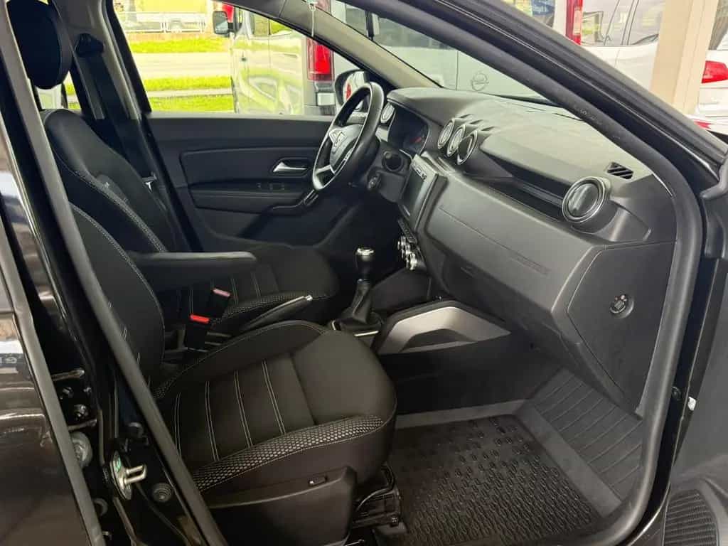 Dacia Duster II Adventure 4WD*360 KAM*AHK*8-fach BR* 12/2019-photo-8