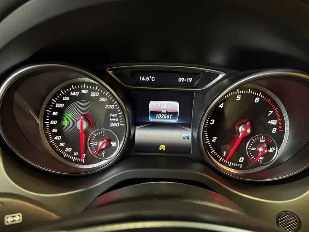 Mercedes-Benz CLA 200 Shooting Brake Pano SHZ PDC NAVI 01/2019-photo-13