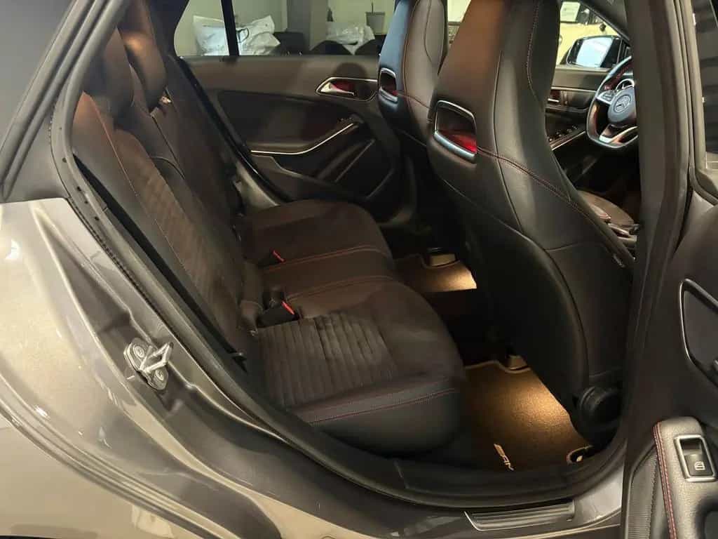 Mercedes-Benz CLA 200 Shooting Brake Pano SHZ PDC NAVI 01/2019-photo-20