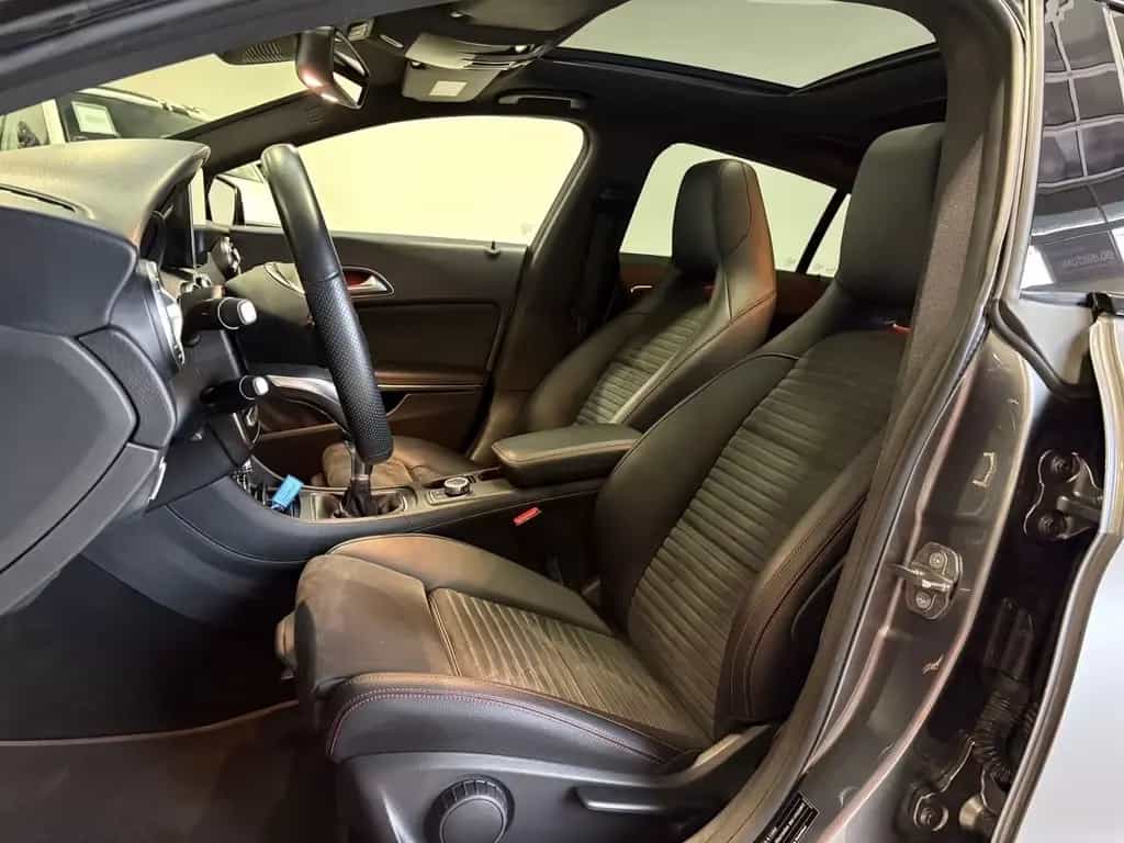 Mercedes-Benz CLA 200 Shooting Brake Pano SHZ PDC NAVI 01/2019-photo-8