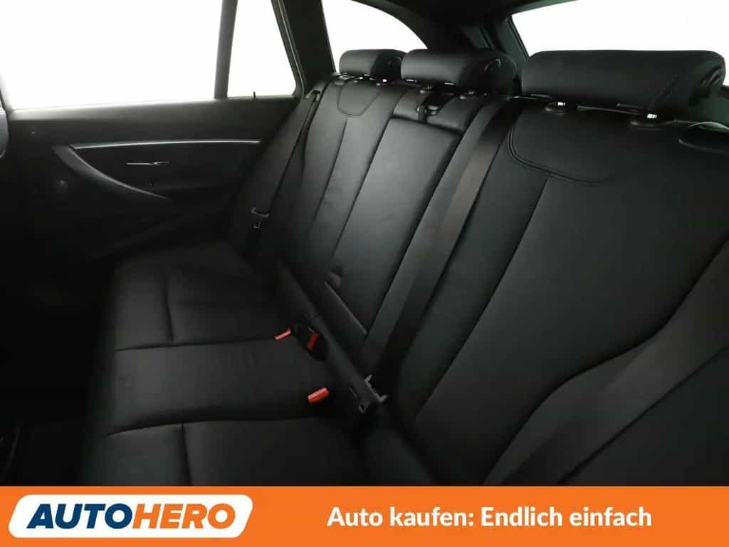 BMW 320 d M Sport Shadow Aut.*NAVI*LED*CAM*SHZ*ALU* 08/2018-photo-13