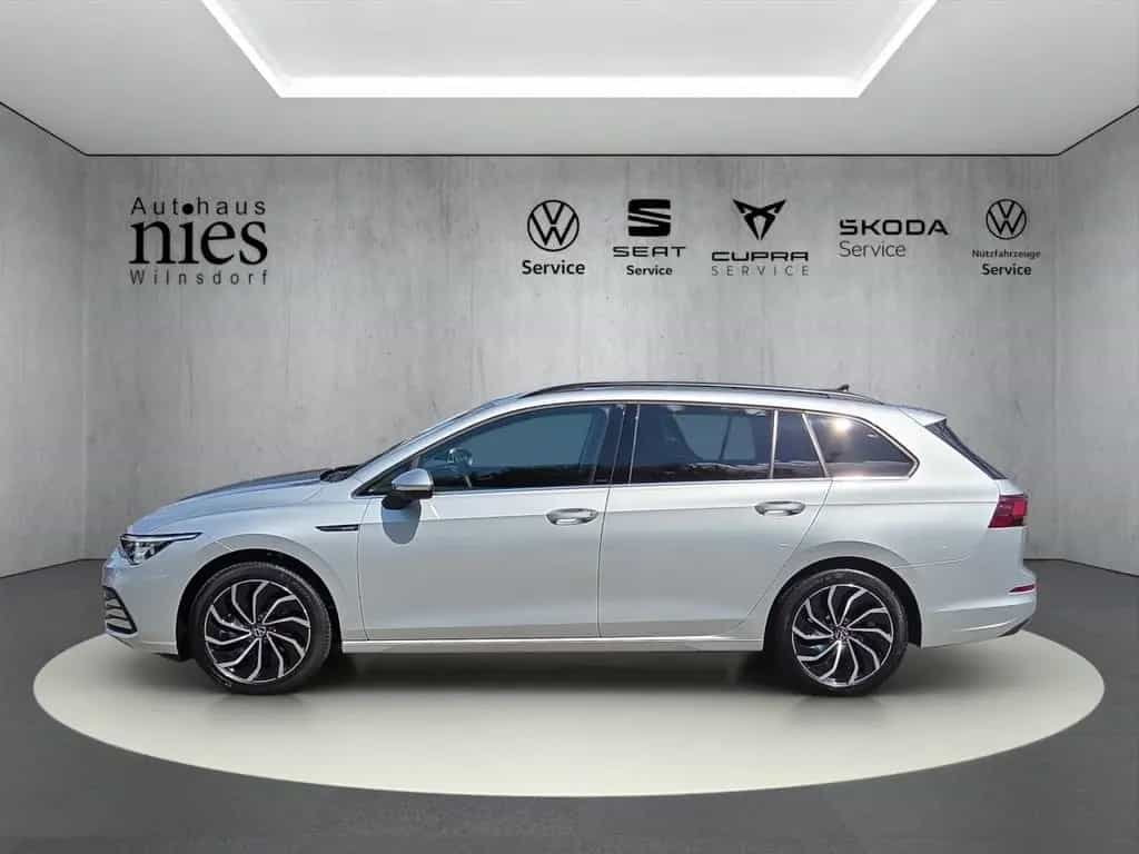 Volkswagen Golf VIII Variant 1.5 eTSI Style AHK Klima Navi 01/2022-photo-13