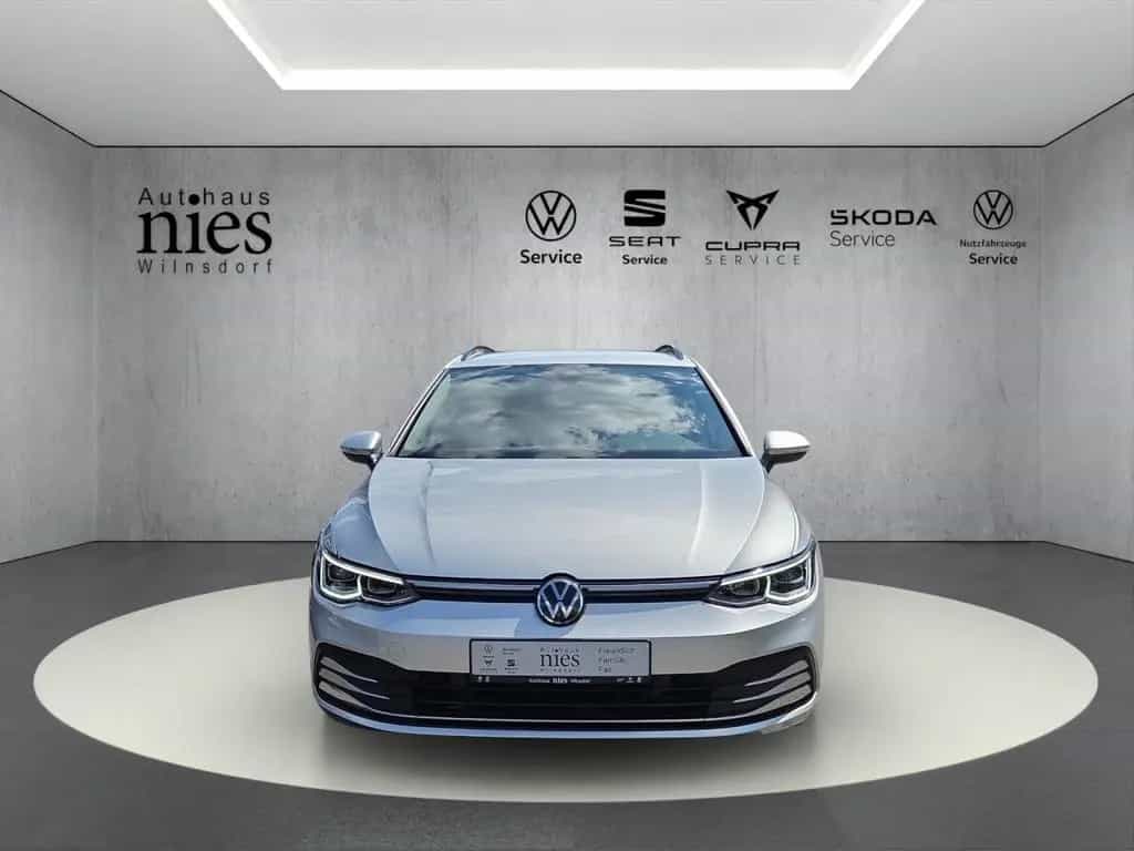 Volkswagen Golf VIII Variant 1.5 eTSI Style AHK Klima Navi 01/2022-photo-17
