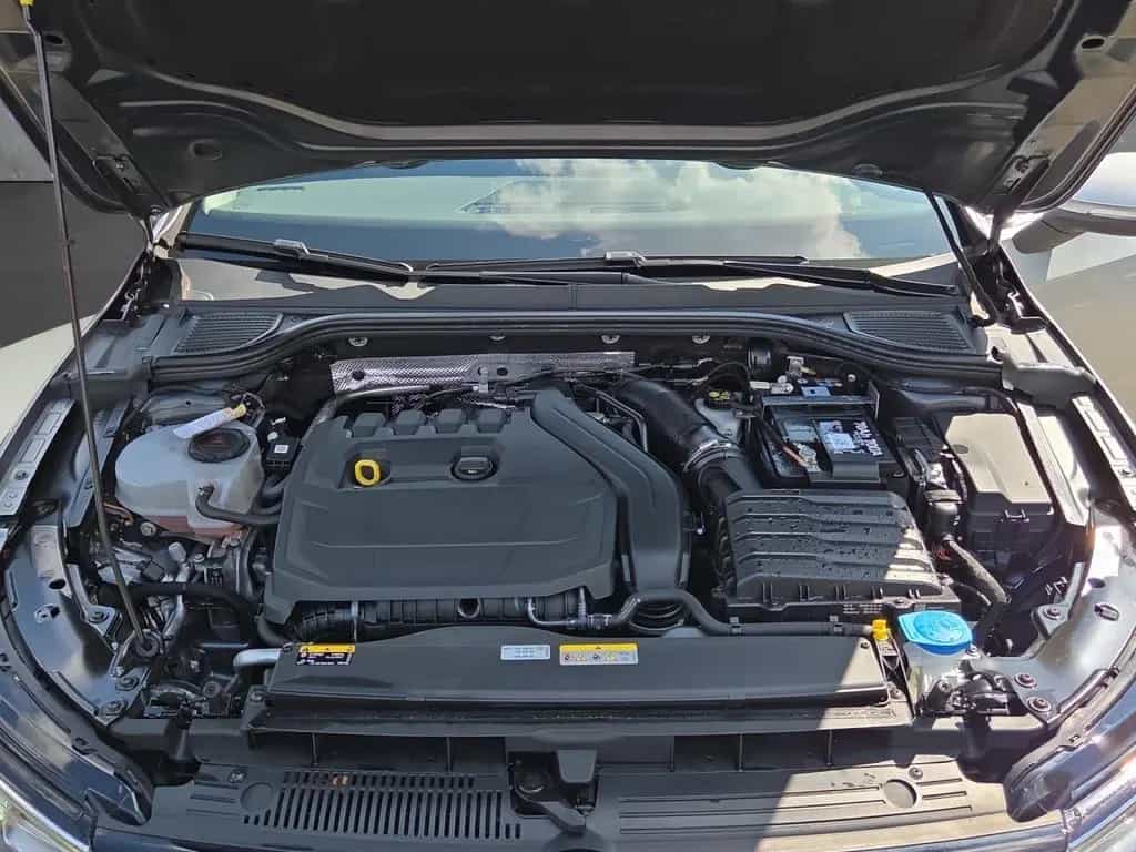 Volkswagen Golf VIII Variant 1.5 eTSI Style AHK Klima Navi 01/2022-photo-19