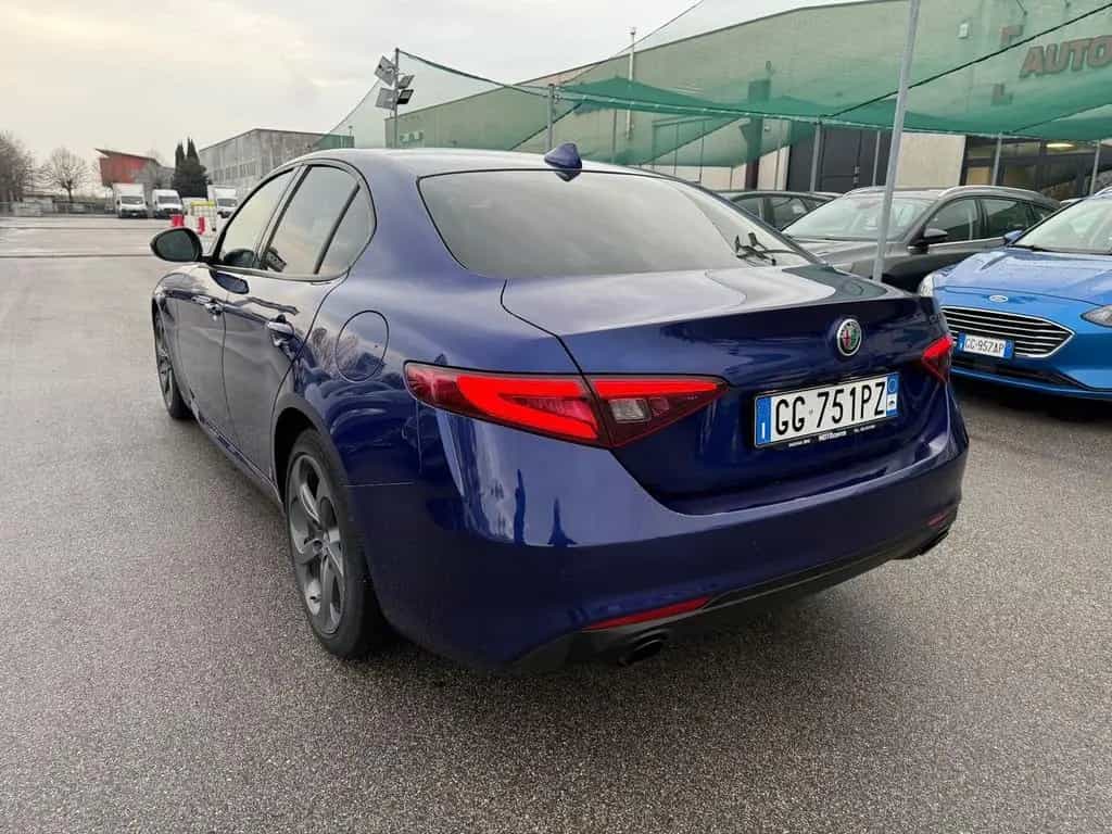 Alfa Romeo Giulia 2.2 190 CV AT8 Sprint 10/2021-photo-2