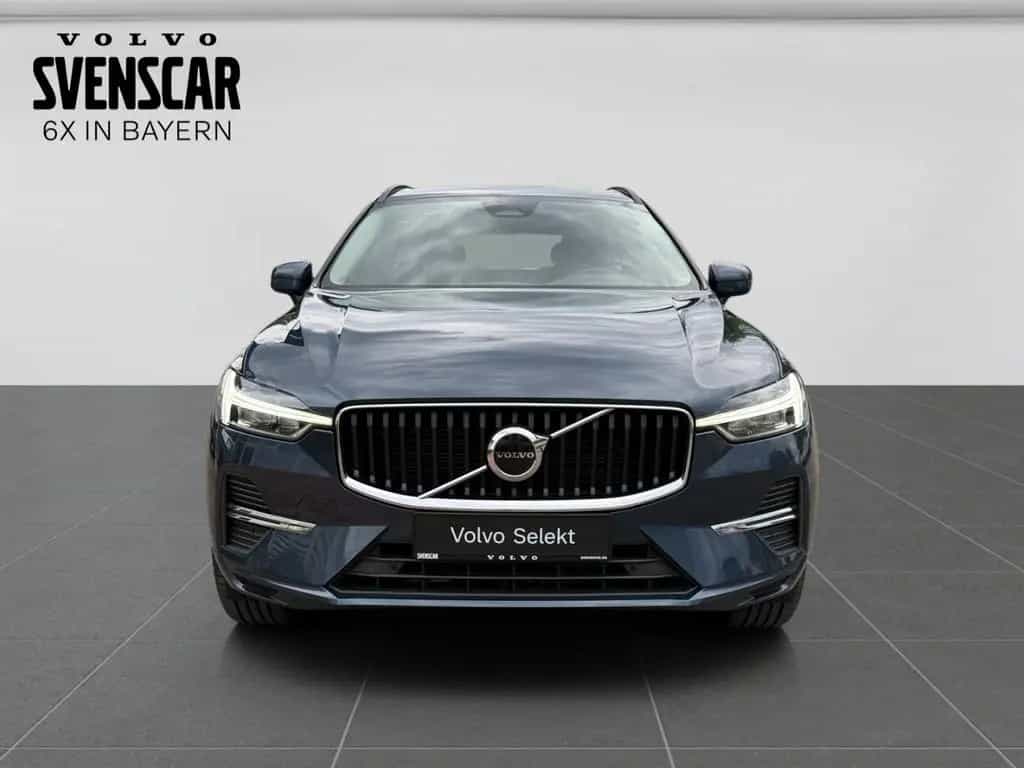 Volvo XC60 Core AWD AHK Digitales Cockpit Soundsystem 04/2023-photo-6